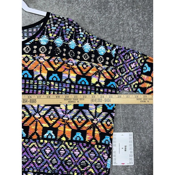 Lularoe Irma Short Sleeve Aztec Geometric Tunic Top Womens Small Stretch Hi Low - Picture 15 of 16